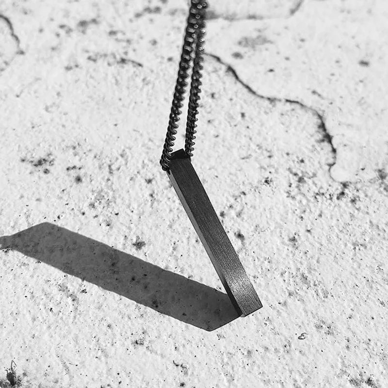 Colar Retângulo Minimalista