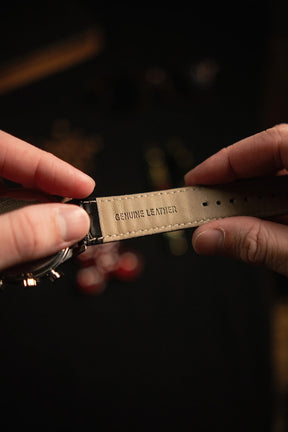 Monarch Flyback 42mm + Perfume Lattafa Asad